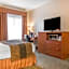 Quality Inn & Suites Hawkesbury