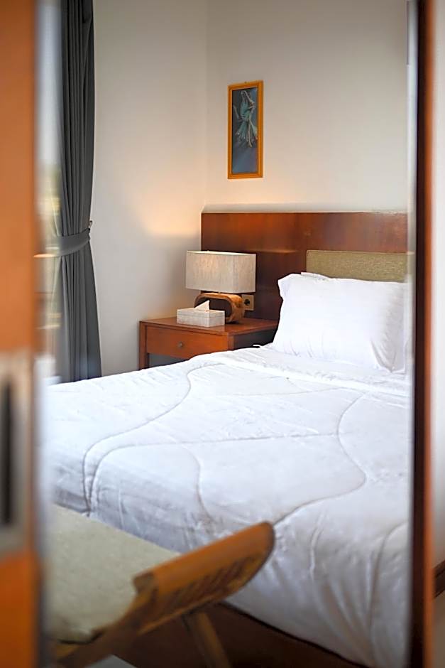 PRIVATE 3BR - Yash Villa at Seminyak