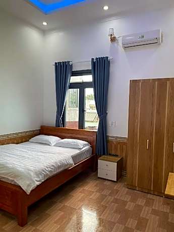 Nhà nghỉ Hoàng Giang