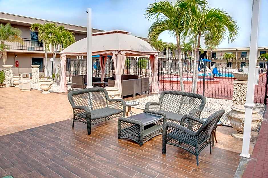 Super 8 by Wyndham St. Petersburg