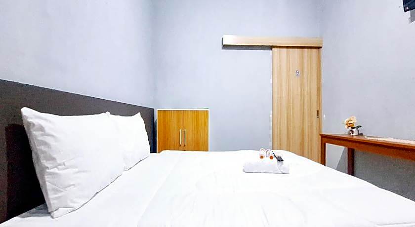 Q-Five Guest House YIA Kulon Progo Mitra RedDoorz