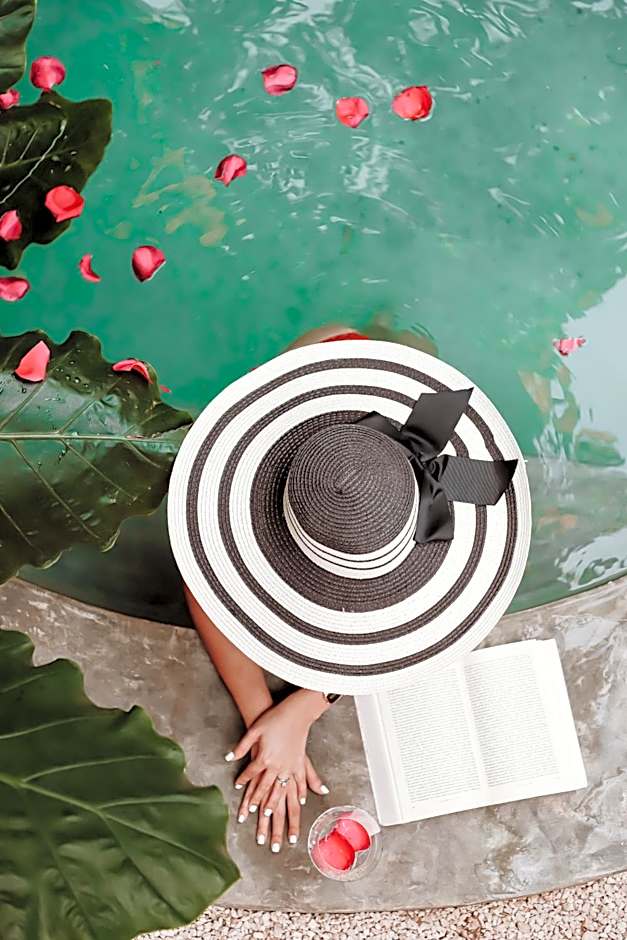 CASA CHAKÁ BOUTIQUE