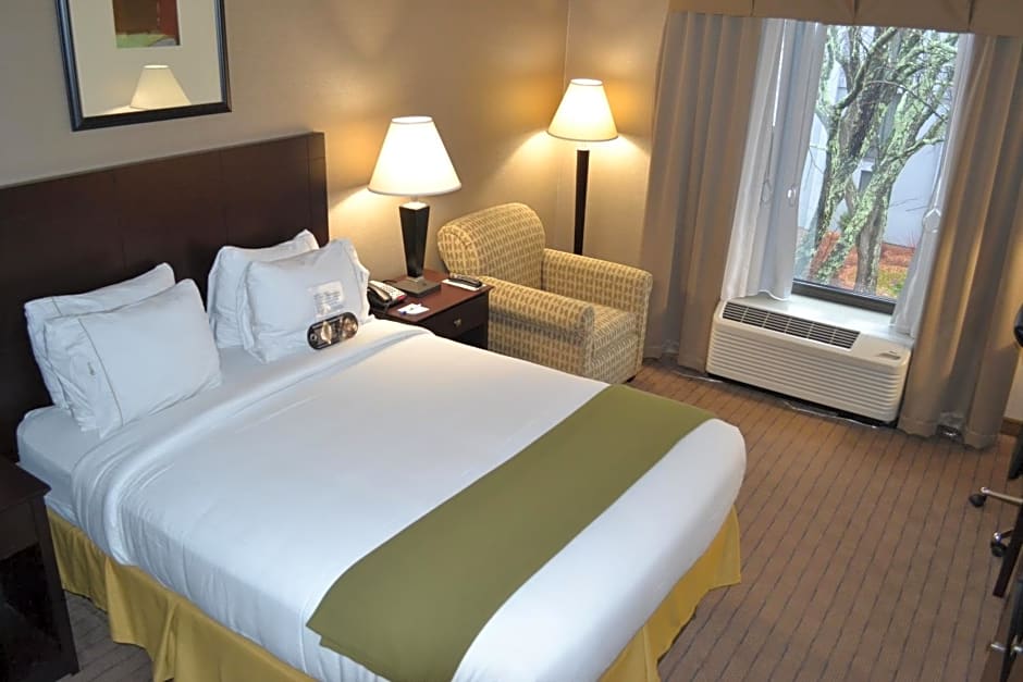 Holiday Inn Express Boston Brockton By IHG