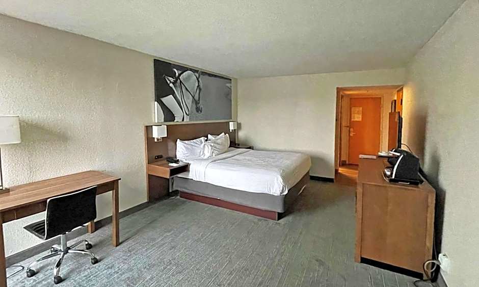 Clarion Pointe Hopkinsville Near The Bruce Convention Center