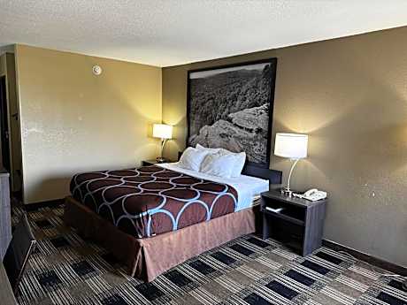 King Room - Non-Smoking