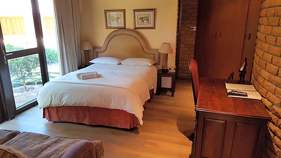 Bokmakierie Country Lodge