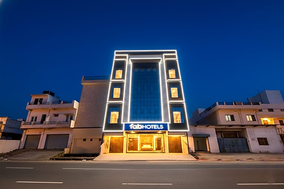 Triveni by FabHotel