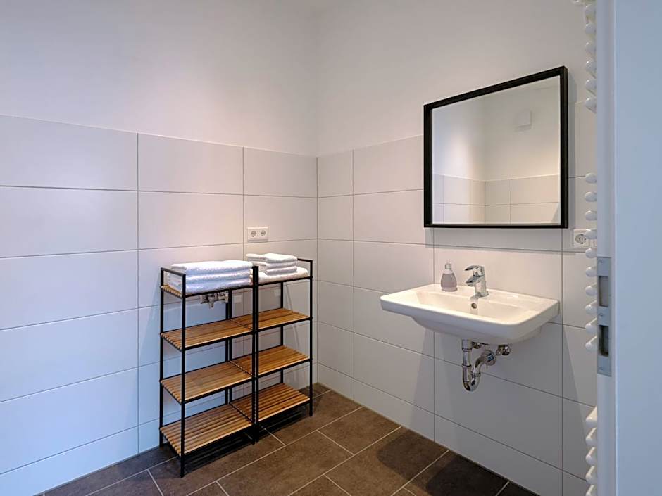 Travel Art Boardinghouse