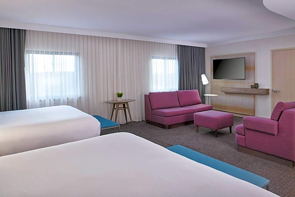 Delta Hotels by Marriott Detroit Novi