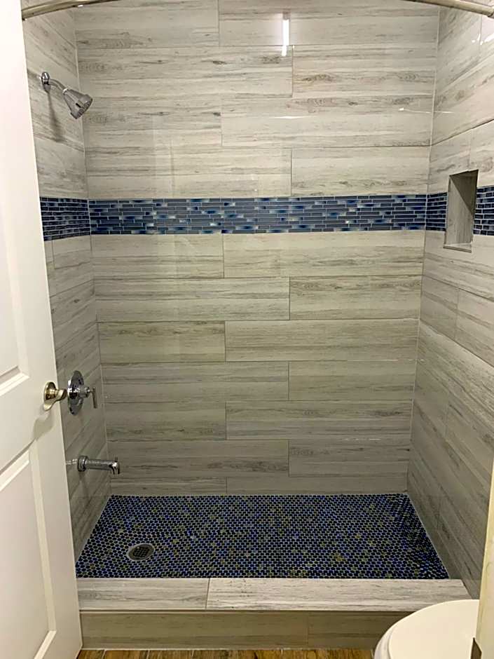 SouthTown S.A. Inn