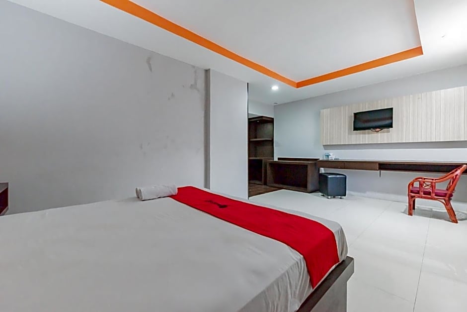 RedDoorz near Plaza Balikpapan