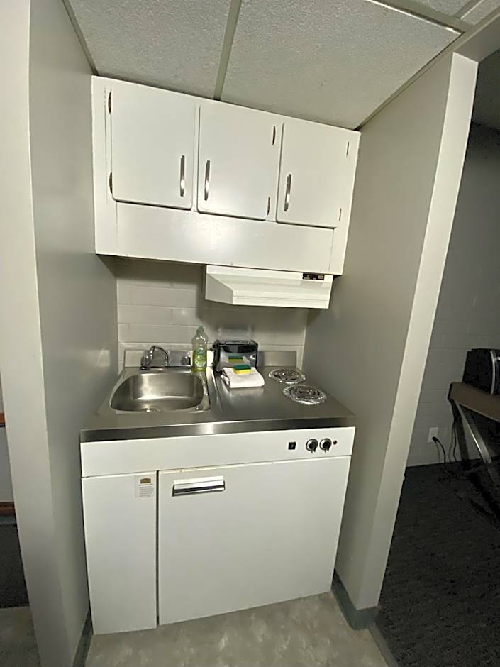 Travelodge by Wyndham Grande Prairie