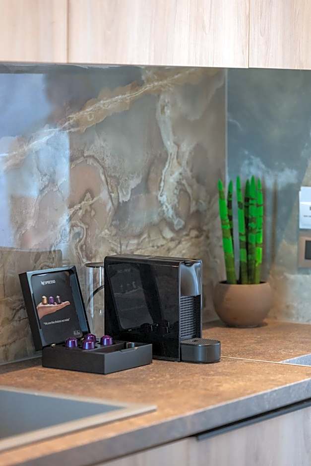 Horeizons Modern Living