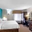 Clarion Inn & Suites DFW North