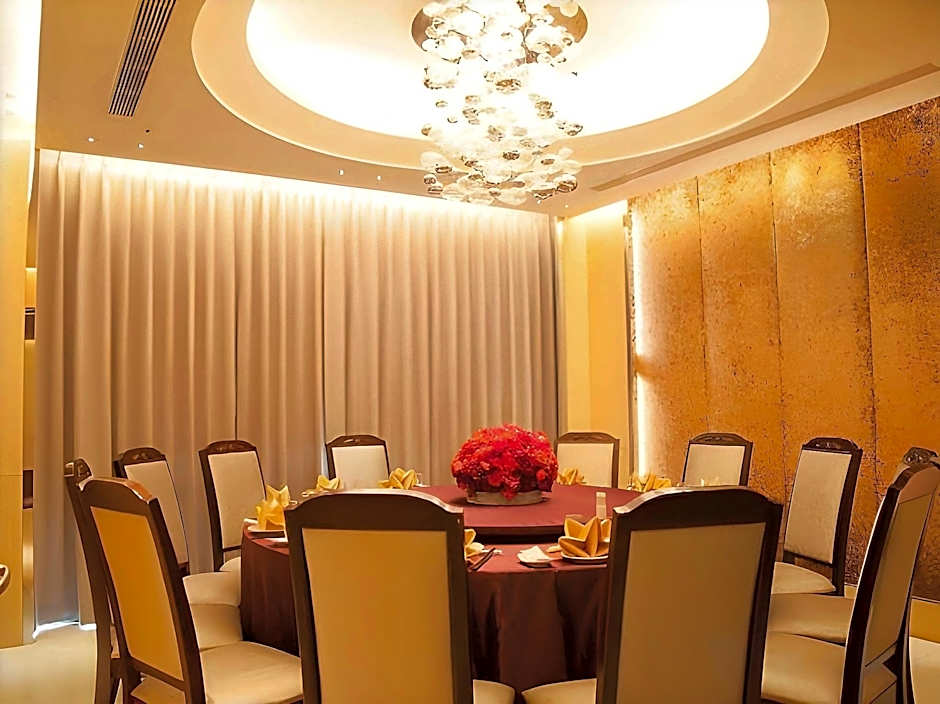 Golden Tulip Zhong Xin Hotel Taichung