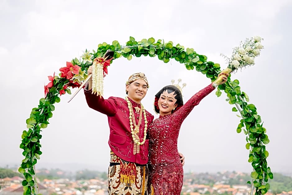 Grand Edge Hotel Semarang