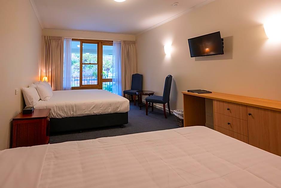 Elkanah Lodge and Conference Centre