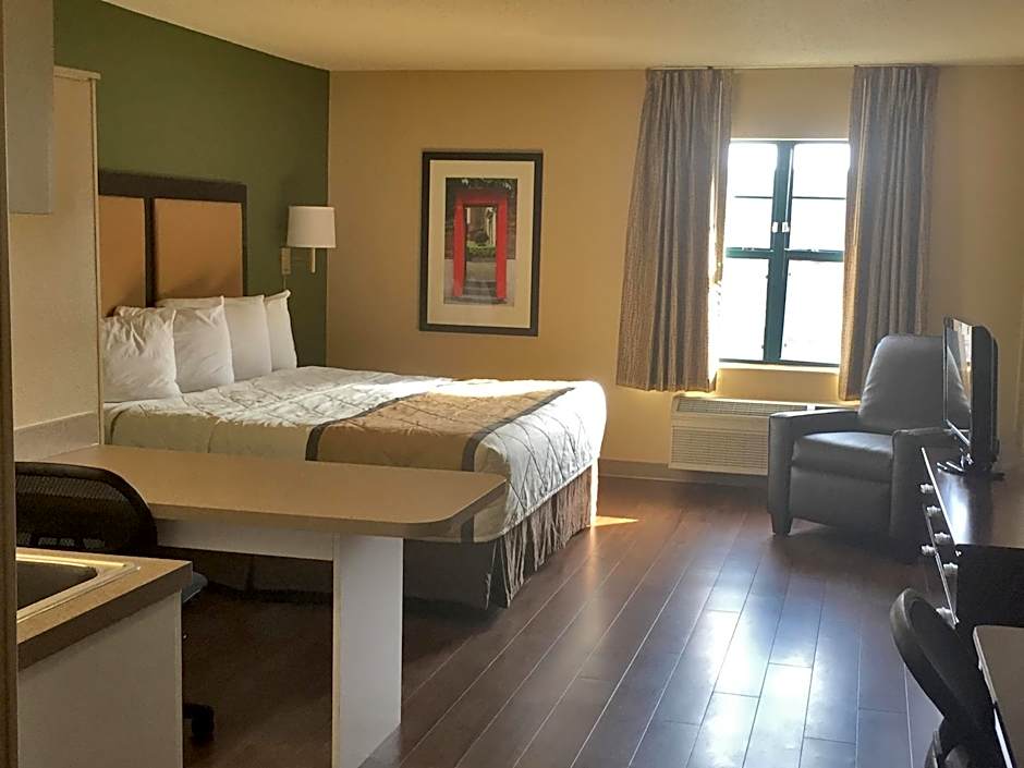 Extended Stay America Suites - Detroit - Ann Arbor - Briarwood Mall