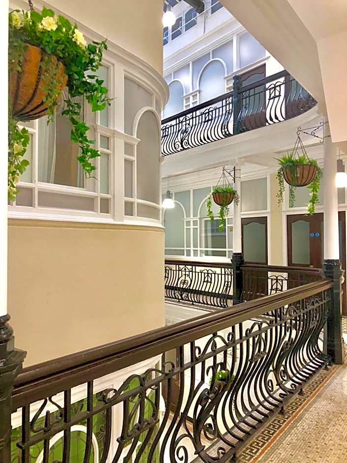 Terlon Apartments