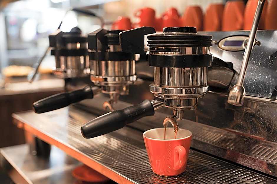 Home Hotel Folketeateret