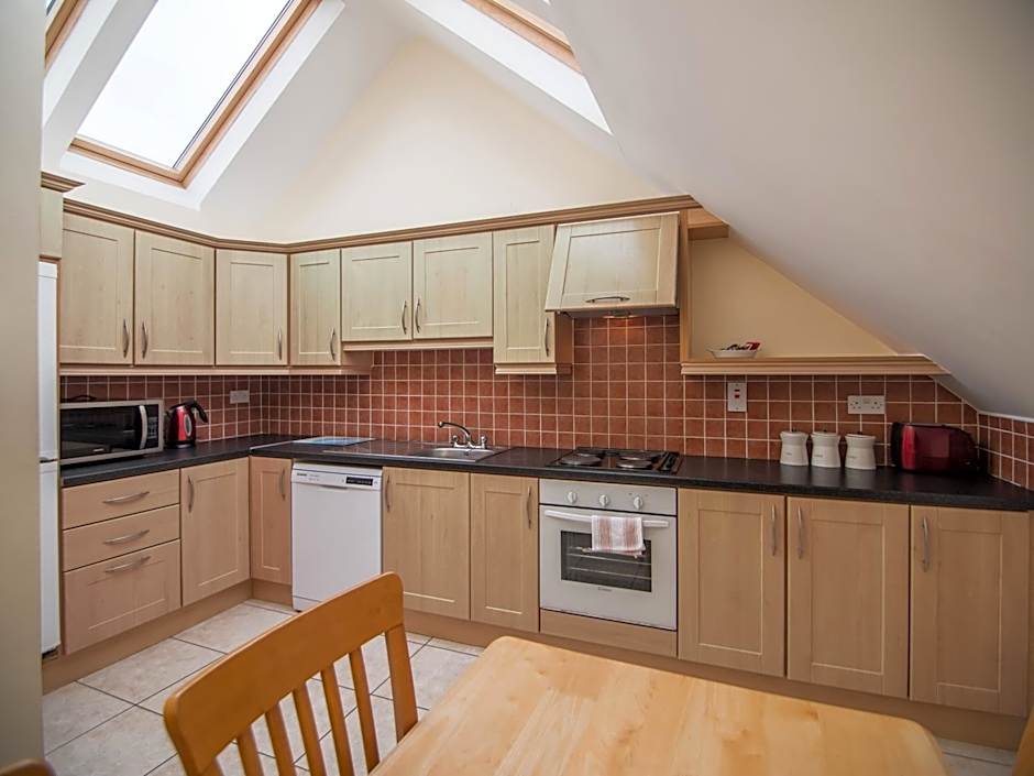 Donegan Court Aparthotel