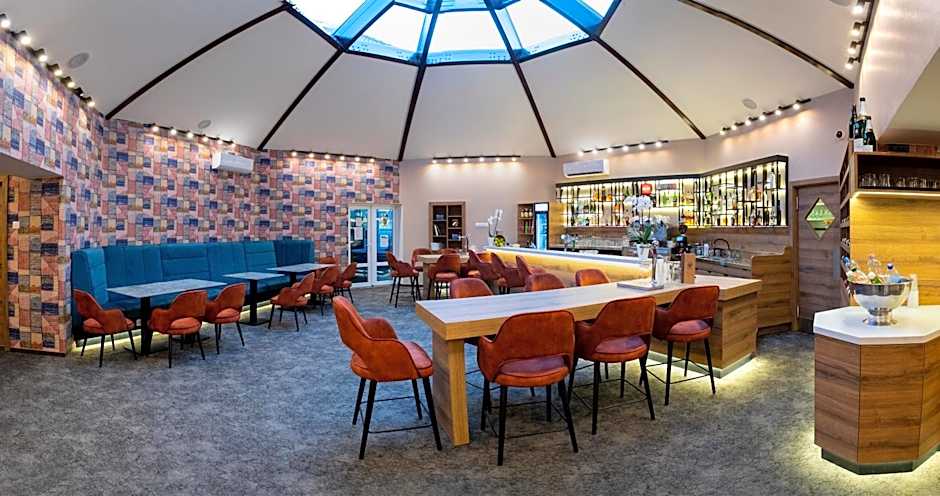 Orchidea Hotel Lipót