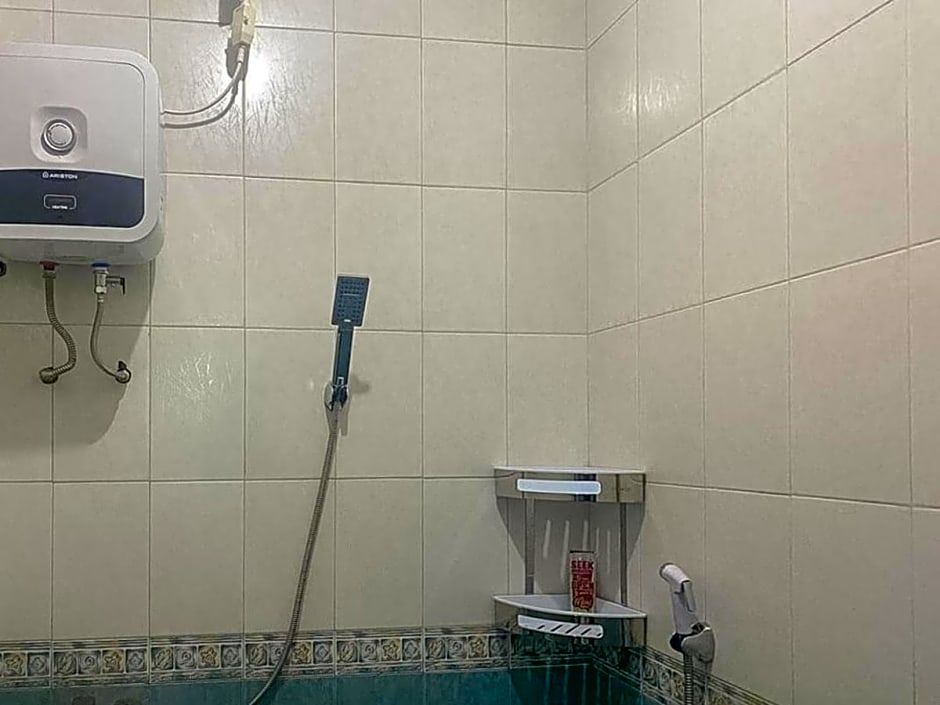 RedDoorz Syariah @ Karang Pilang