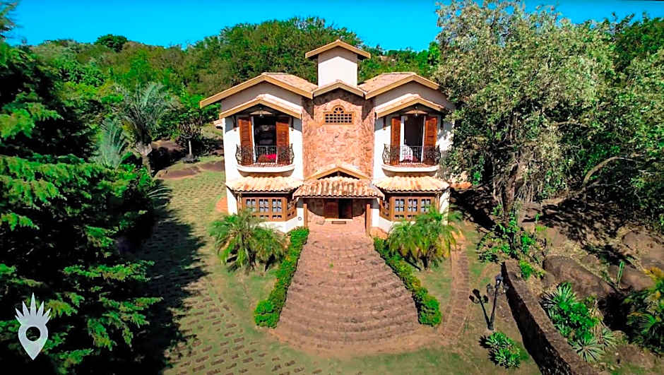 House with Pool & Gourmet Area in Indaiatuba