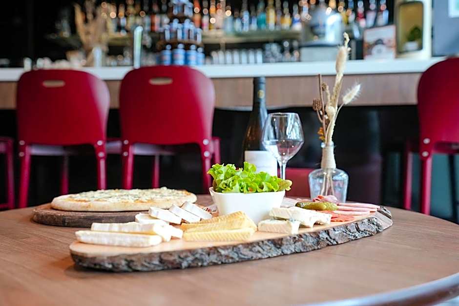 Hotel Campanile Roissy