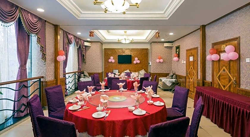 Xinyuan Hot Spring Hotel