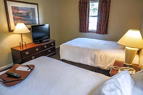Berkshire Yankee Suites - An Extended Stay Hotel