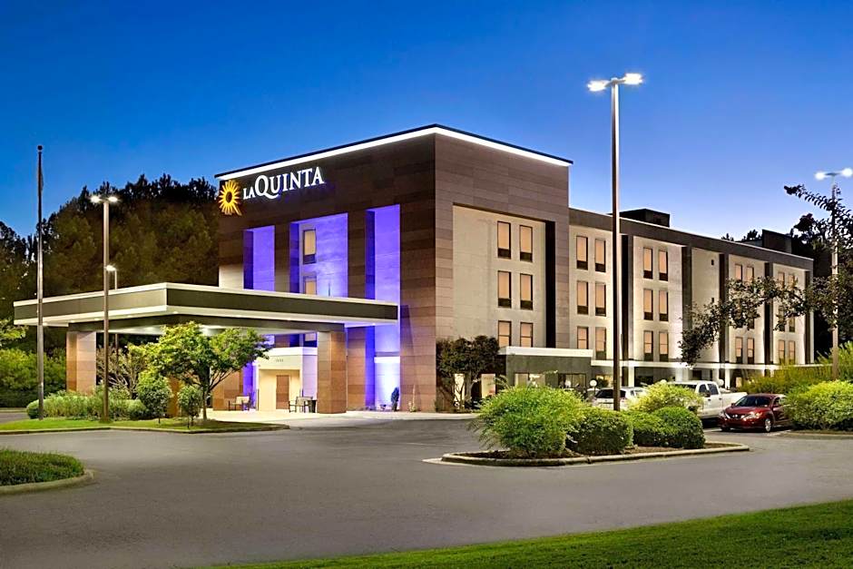 La Quinta Inn & Suites by Wyndham Selma/Smithfield I-95