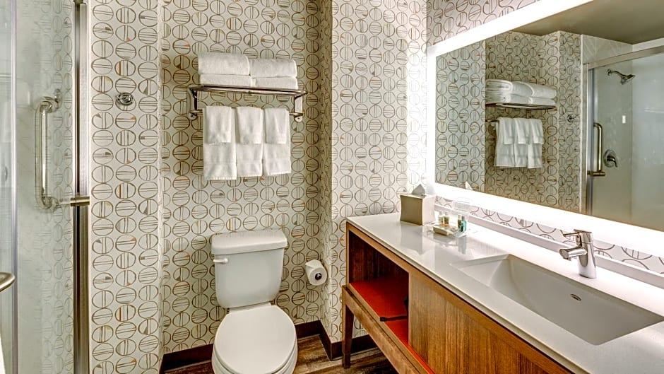 Holiday Inn Bellingham, an IHG Hotel