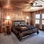 Alpine Cabin, 3 Bedrooms, Deck, Sleeps 8