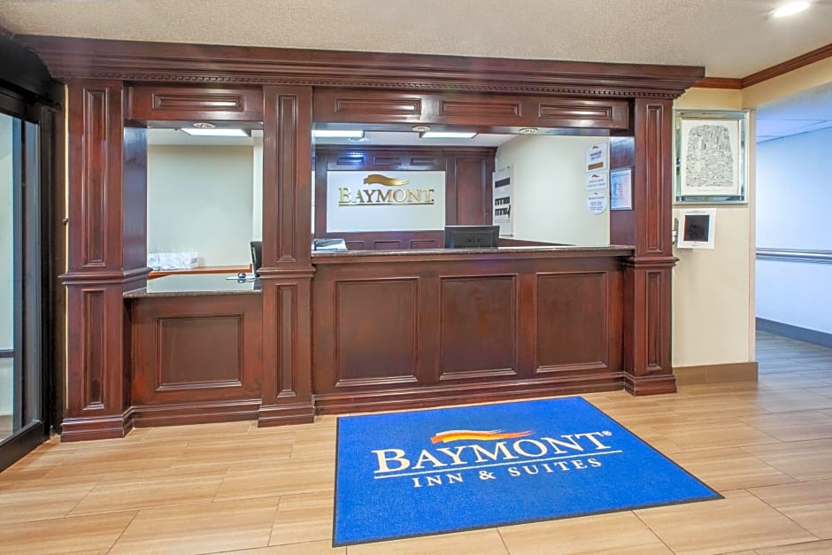 Baymont by Wyndham Grand Rapids Airport