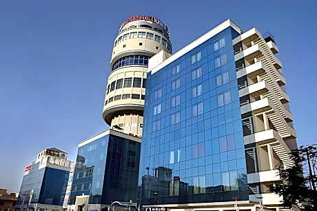 HOTEL OM TOWER