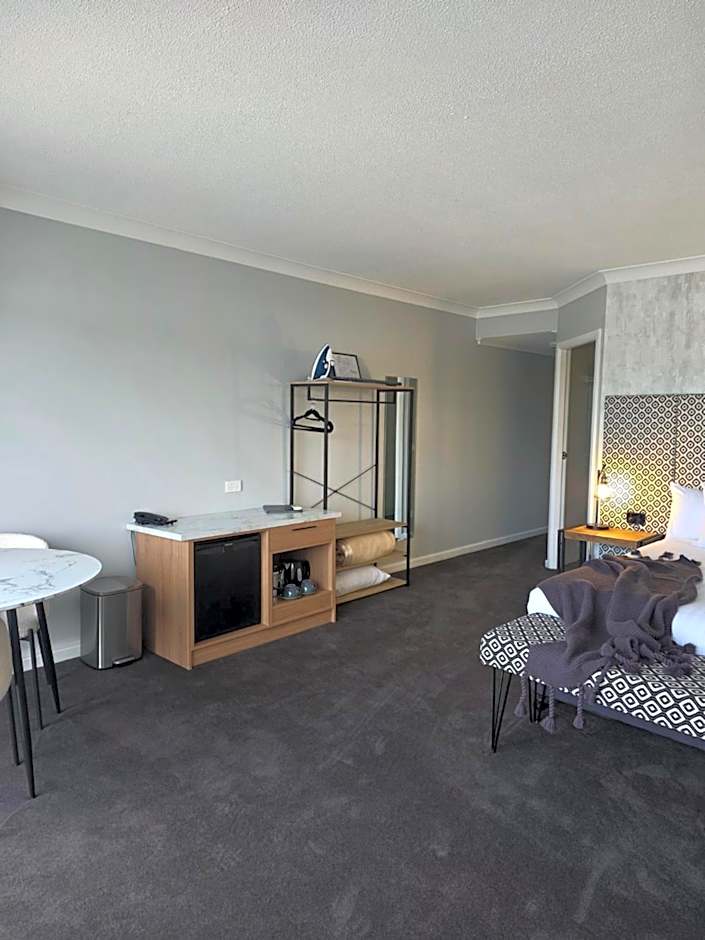 The Esplanade Motel