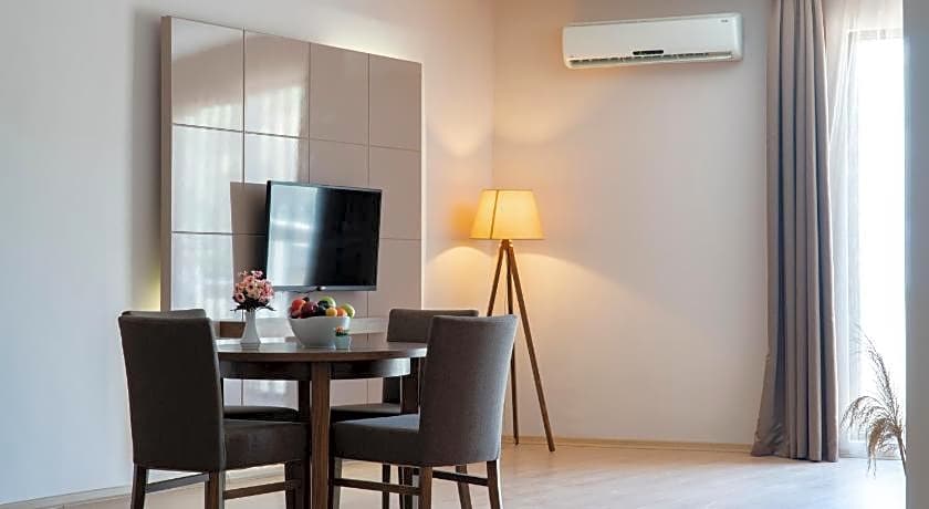 Ladies Beach Suit Otel