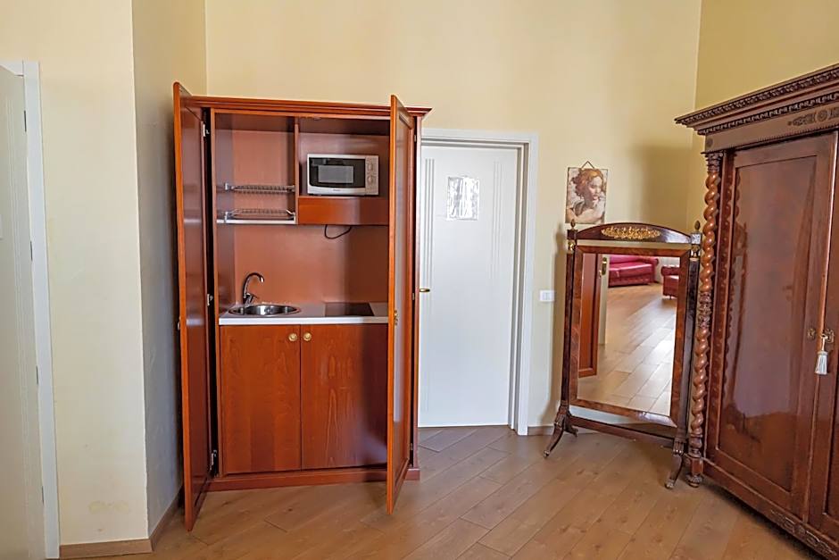 Photo 1 of 23 of Suite