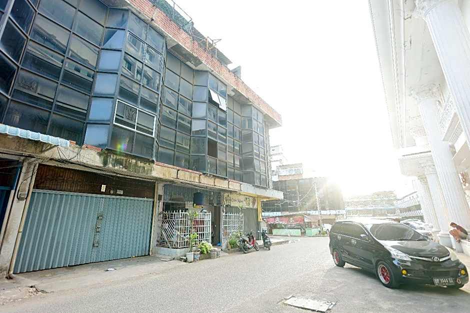 Hotel O Penginapan ReniNearMall Nagoya Hill