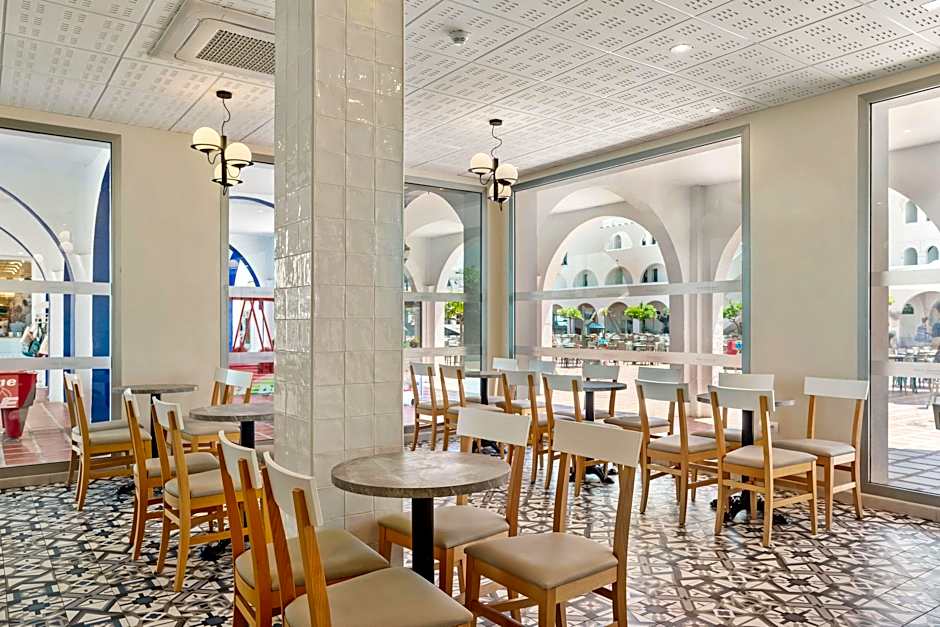 Apartamentos Turísticos Best Pueblo Indalo