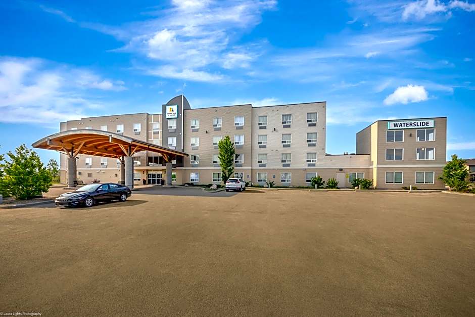 Home Inn and Suites Lloydminster