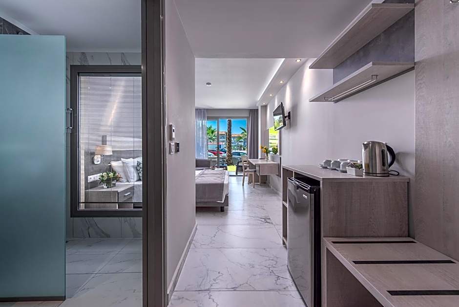 Dionysos Hotel & Suites