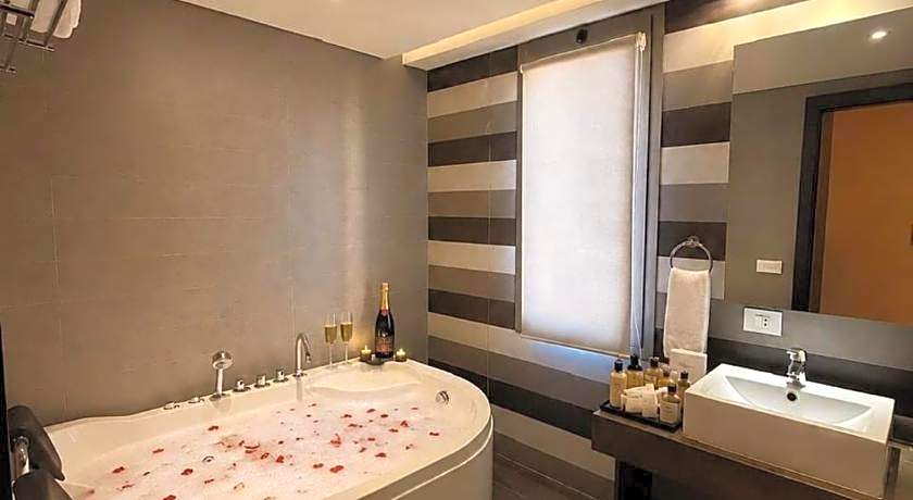 Jounieh Suites