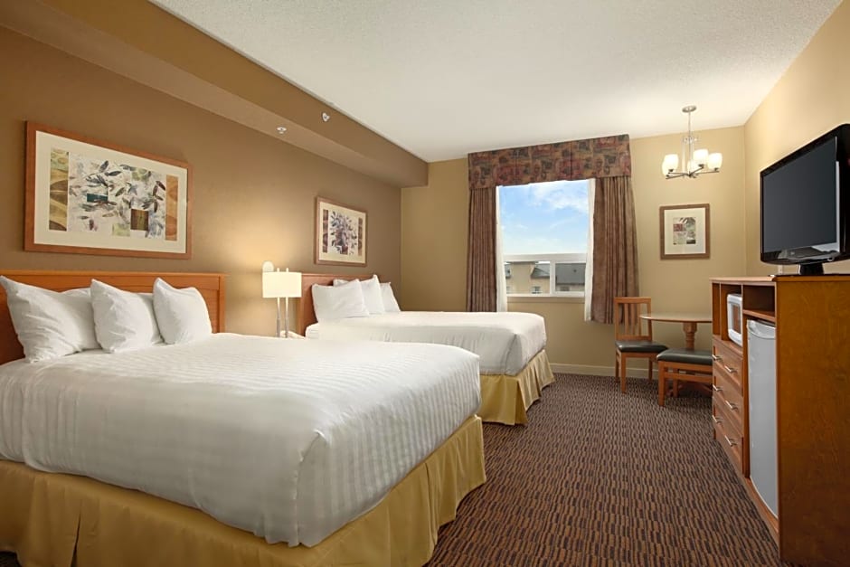 Days Inn & Suites by Wyndham West Edmonton