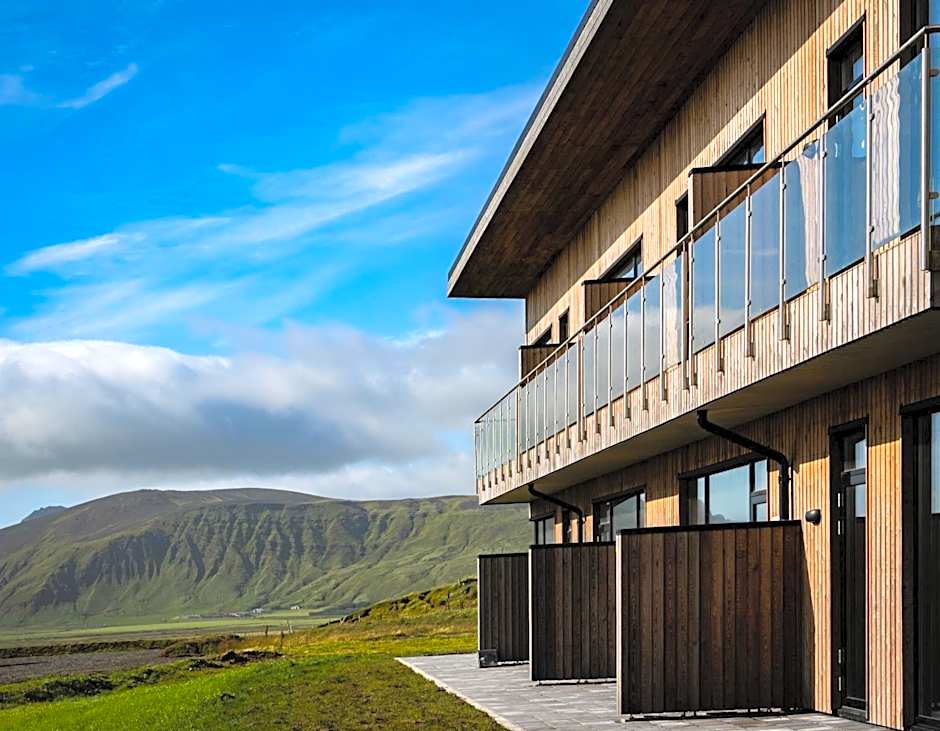 Black Beach Suites
