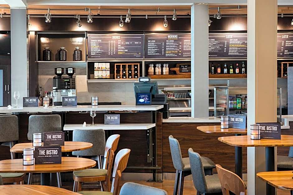 Courtyard by Marriott Irvine John Wayne Airport/Orange County
