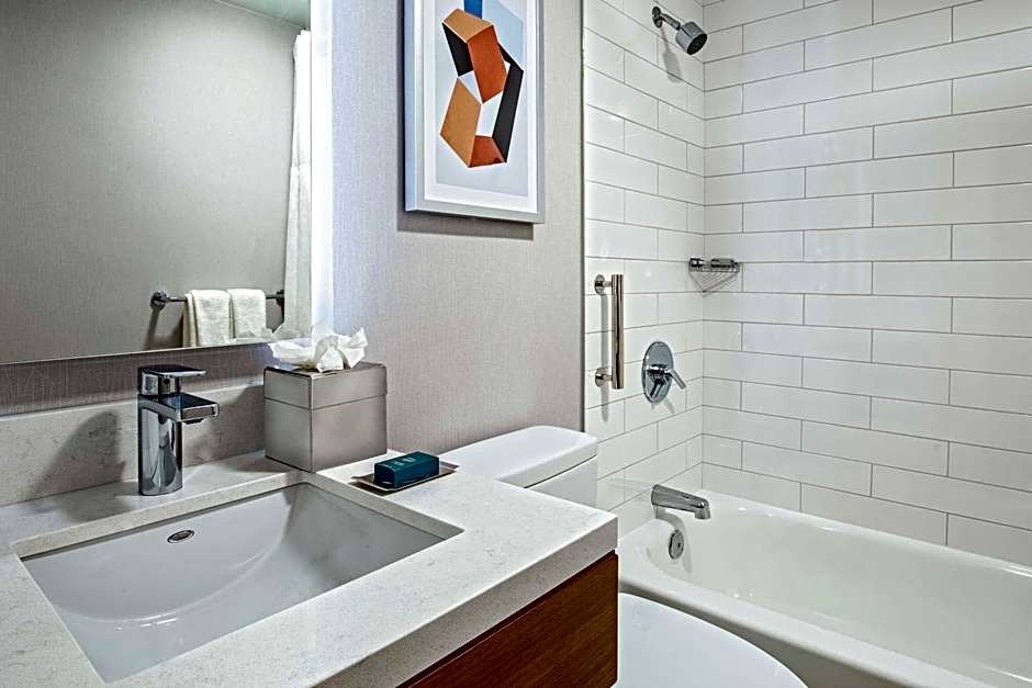 DoubleTree By Hilton Hotel Boston/Westborough