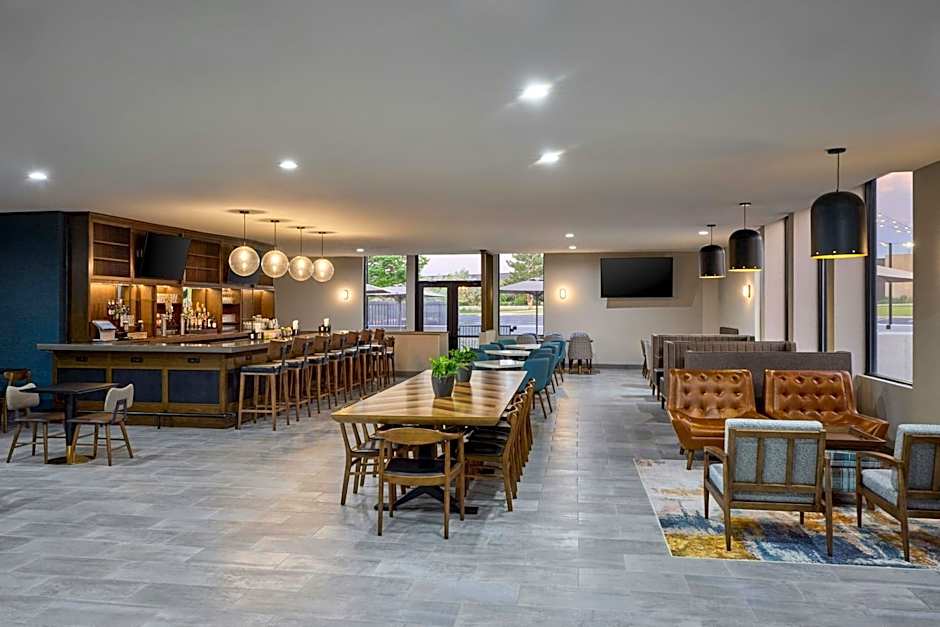 Four Points by Sheraton Englewood Centennial Airport