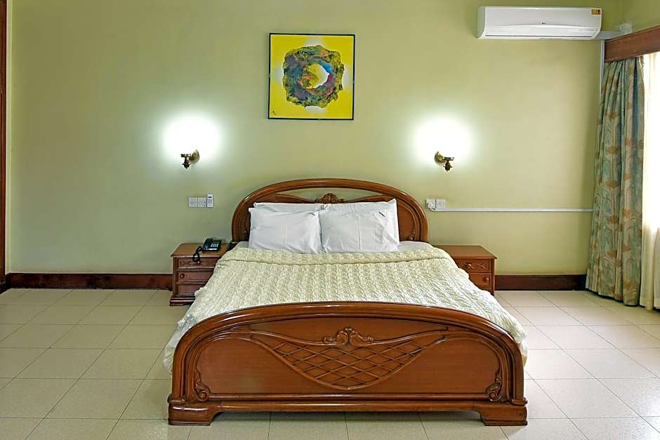 Grand Imperial Hotel